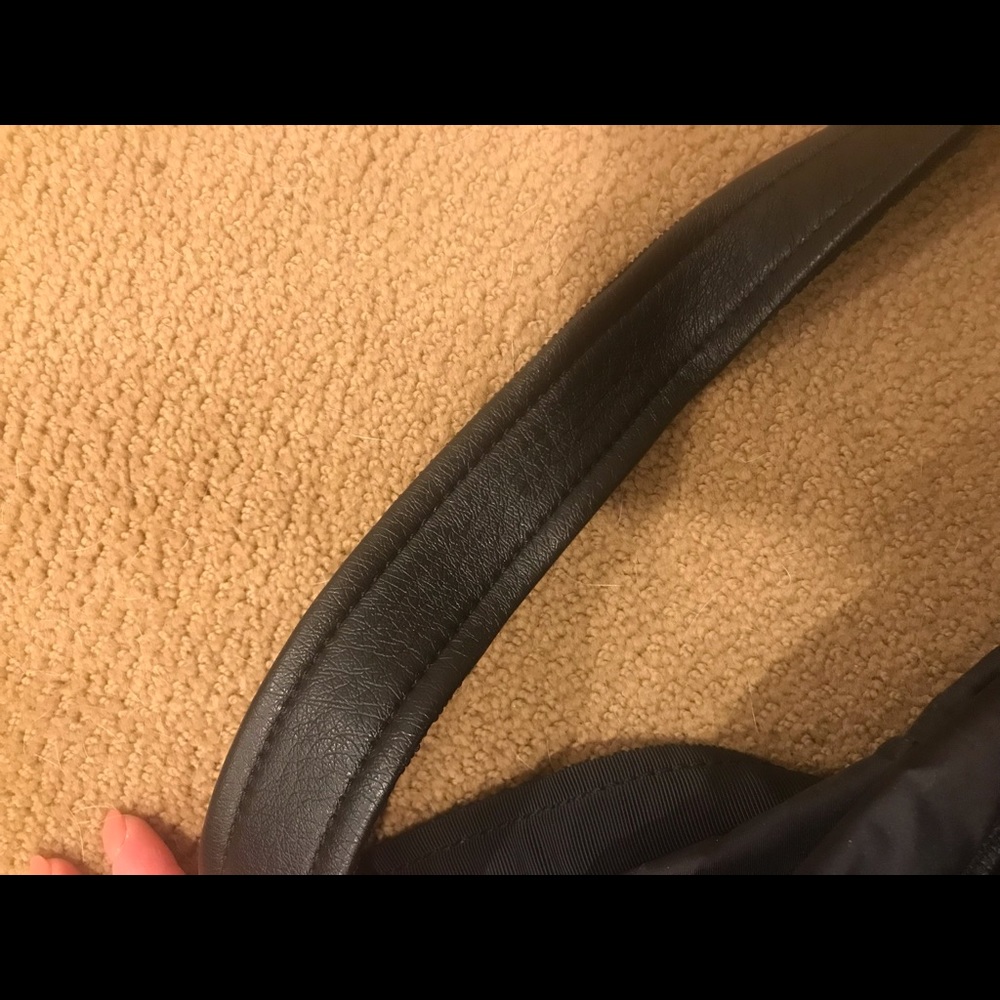 Lululemon triumphant bag - Picture 14 of 15